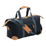 Borsa duffle in canvas  riciclato. Tracolla regolabile e removibile con fibbie in metallo